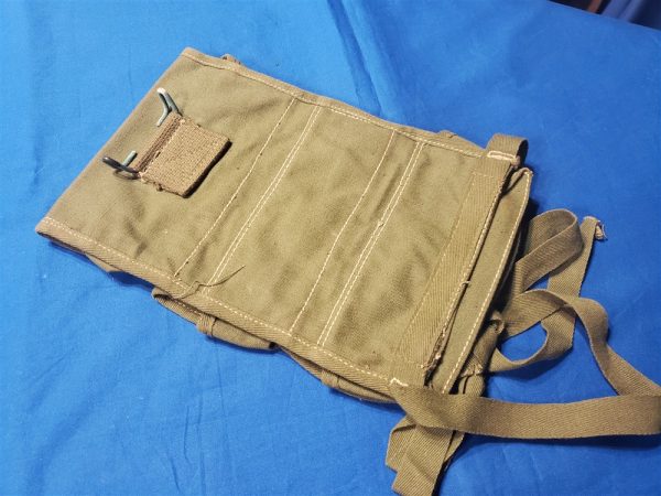 grenade-pouch-1945-wwii-leg-type-3-cell-with-snaps-dated-marked-tie-back