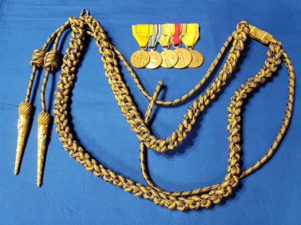 navy-aiguillette-aide-to-admiral-catch-wwii-korean-war-era-with-original-medal-bar-set-pin-back-group