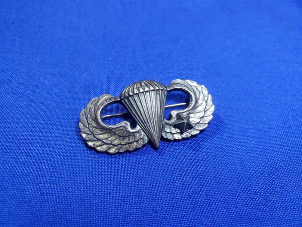 jump-wings-1-battle-star-wwii-sterling-back-pin-full-size