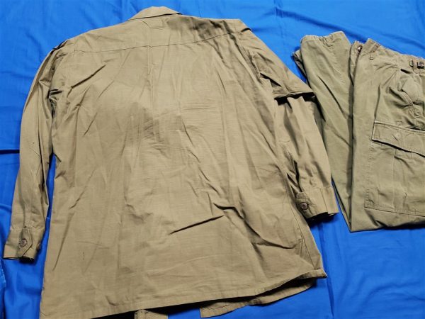 jungle-fatigues-vn-3rd-pattern-front-back-buttons-large-long-tag-size-mint