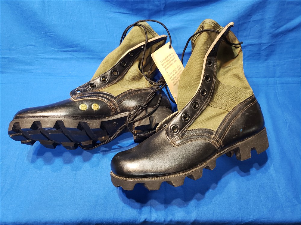boots-women-vn-side