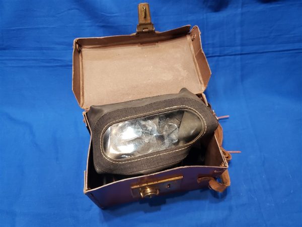 gas-mask-wwii-british-civilian-civ-in-original-carry-box-case-1939-dated-and-well-marked-size-medium