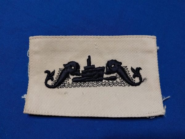 rating-navy-sub-submarine-dolphin-set-white-and-blue-wwii-enlisted-back