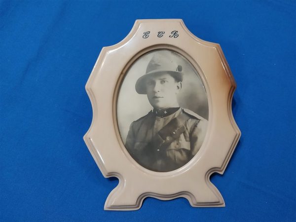 photo-frame-bakelite world-war-two-photo-and-frame-italian-alpine-soldier-2nd-bakelite-celuoid-made-large-excellent