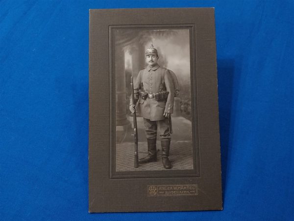 photo-studio-german studio-photo-of-german-soldier-in-full-gear-early-war-period-rifle-pack-bed-roll-6