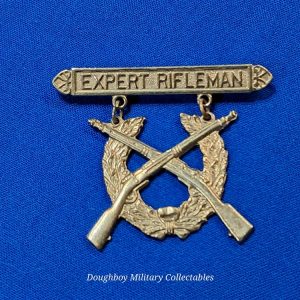 world-wr-two-united-states-marines-expert-shooting-badge-p12-variation-with-simple-c-catch-no-safety-non-sterling-early