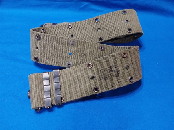 pistol-belt-vietnam Vietnam-war-early-issue-pattern-1958-pistol-belt-size-medium-with-brass-fittings