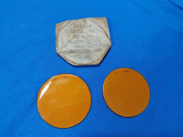 gas-mask-lenses world-war-one-german-gas-mask-tinted-lenses-1918-dated-in-the-original-package
