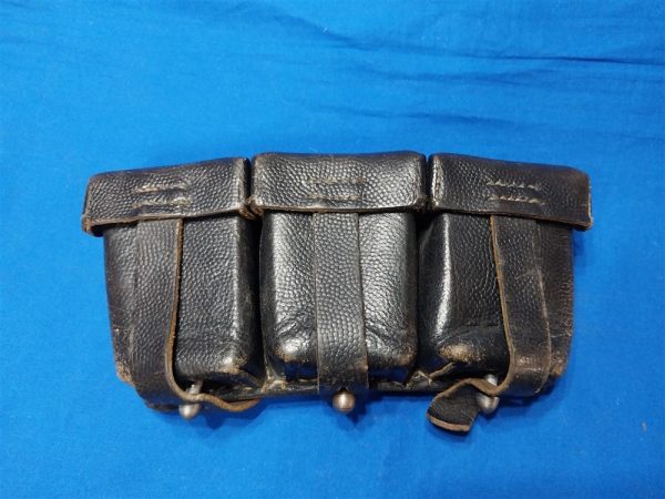 german-ammunition-pouch world-war-two-german-k-98-ammunition-pouch-leather-pebbled-black-with-r-b-n-number-code