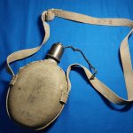 world-war-two-japanese-canteens-original-canvas-officers-model-with-strap-and-chain-complete