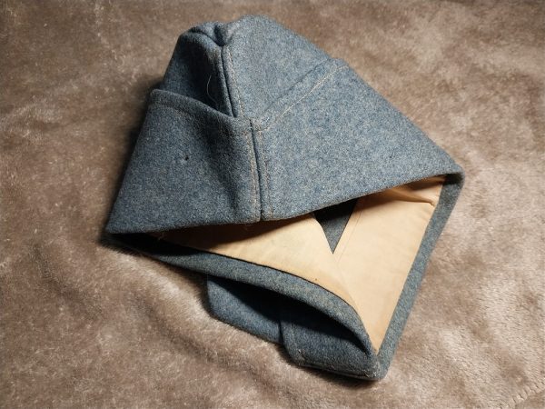 world-war-one-french-overseas-cap-M-1915-in-horizon-blue-early-color-excellent-condition-unmarked