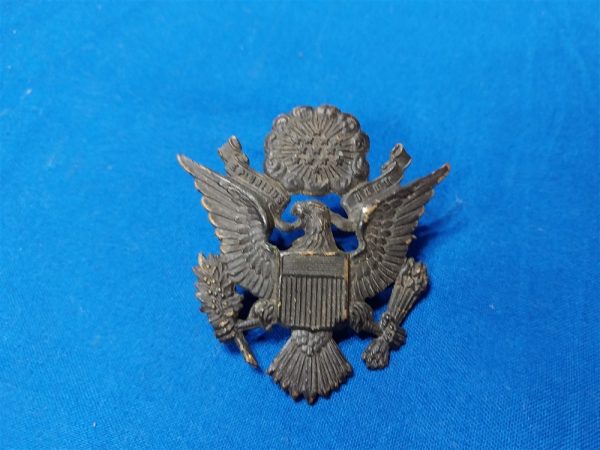 officer-visor-eagle-wwi world-war-one-officer-visor-eagle-for-the-dress-cap-darkened-brass-with-the-original-nut