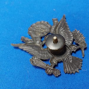 world-war-one-officer-visor-eagle-for-the-dress-cap-darkened-brass-with-the-original-nut