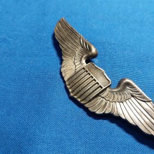 world-war-two-pilot-wings-made-of-sterling-silver-pin-back-early-safety-clutch