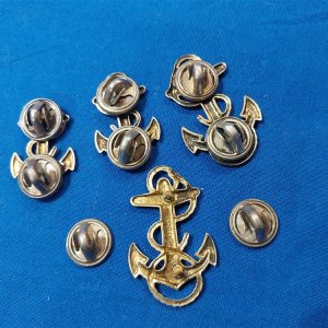 world-war-two-naval-aviation-cadets-insignia-set-of-4-anchors-for-uniform-and-caps
