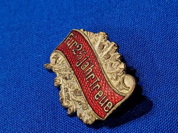 world-war-two-25-year-membership-pin-broach- true-service-honorable