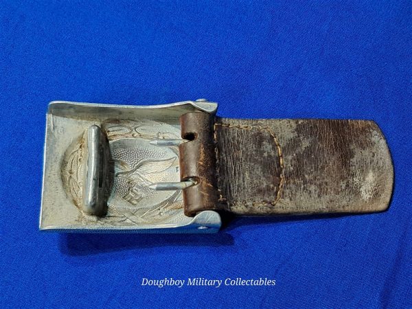 world-war-two-german-luftwaffe-enlisted-belt-buckle-1939-dated-with-leather tab