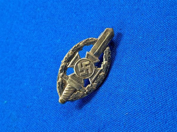 nskov-member-silver world-war-two-german-n-s-k-o-v-member-badge-in-with-original-pin-and-maker-marked-silver