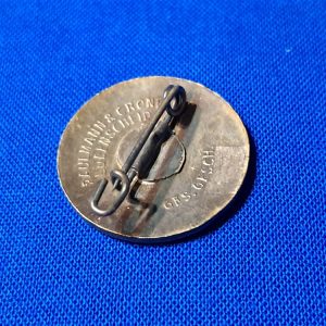 world-war-two-german-rvk-member-membership-badge-pin-for-automobile-motor-industry-workers-union-enamel-maker-marked