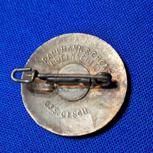 world-war-two-german-rvk-member-membership-badge-pin-for-automobile-motor-industry-workers-union-enamel-maker-marked