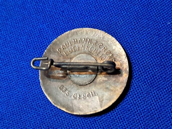 world-war-two-german-rvk-member-membership-badge-pin-for-automobile-motor-industry-workers-union-enamel-maker-marked