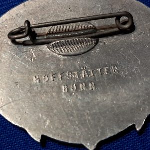 world-war-two-1935-dated-sea-faring-tinnie-german-raising-navy-personel-before-war-pin-ship-on-front-aluminum
