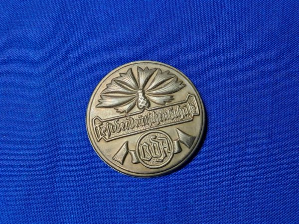 wrold-war-two-german-v-d-a-group-festival-pin-tinnie-for-1935-regaining-lost-lands-abroad