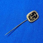 world-war-two-german-stick-pin-v-d-k-graves-commision-member-recovery-of-soldiers-in-foriegn-lands-and-care-taking