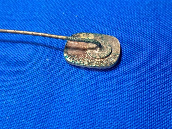 world-war-two-german-stick-pin-v-d-k-graves-commision-member-recovery-of-soldiers-in-foriegn-lands-and-care-taking