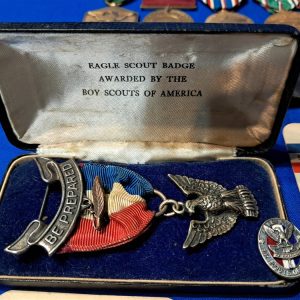 world-war-two-navy-veterans-eagle-scout-grouping-medals-papers-ribbons-awards-boxes-badges-and-lots-of-extras-1947-awarded-over-18-years-old-at-time-of-gaining