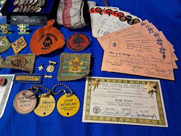 world-war-two-navy-veterans-eagle-scout-grouping-medals-papers-ribbons-awards-boxes-badges-and-lots-of-extras-1947-awarded-over-18-years-old-at-time-of-gaining
