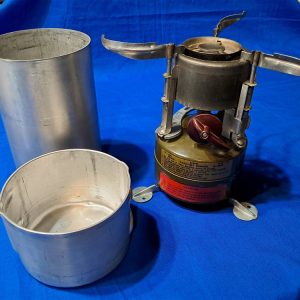vietnam-war-era-1966-1967-dated-field-squad-stove-m50-m-1950-produced-by-coleman-excellent-working-condition-can-dented-on-top