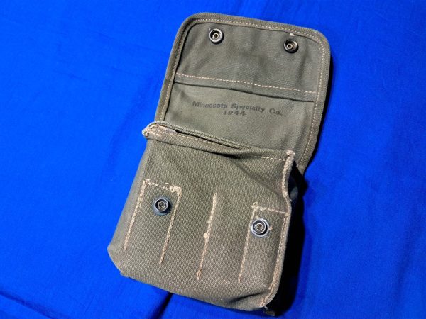 vienam-war-era-marine-corps-1st-aid-kit-jungle-type-with-contents-1944-case-reissue