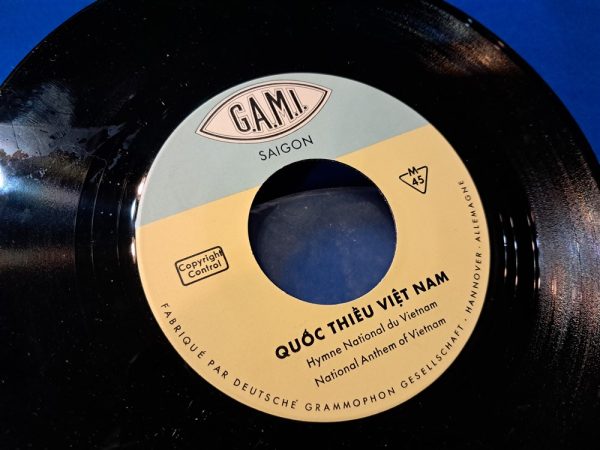 vietnam-war-propaganda-record-size-45-with national-anthem-and revolutionary-march-on-other-side