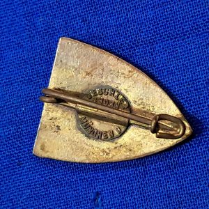 world-war-two-pirmasens-hitler-youth-pin-for-also-surrounding-area-unit-22-blue-and-white-triangle