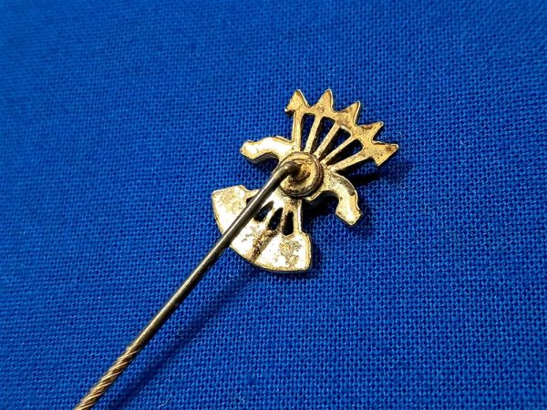 spanish-fascist-stickpin-1930-to-1940-era-funded-by-italy-early-on-enamel-flag-in-center