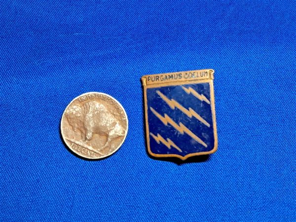 world-war-two-distinct-unit-insignia-dui-early-example-late-1930-era-with-original-back-16th