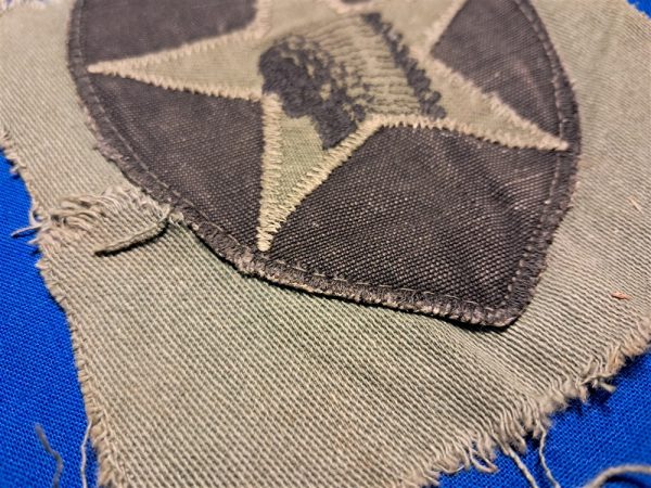 vietnam-war-theater-made-korea-2nd-infantry-division-shoulder-patch-in-subdude-pattern-full-size-sewn-on-fabric-of-sleeve