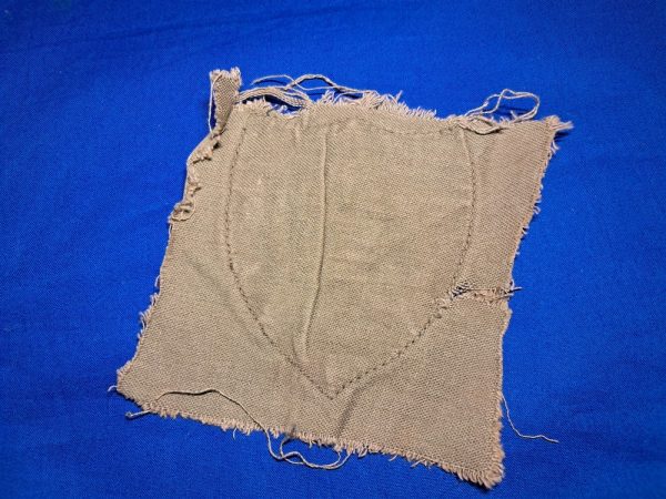 vietnam-war-theater-made-korea-2nd-infantry-division-shoulder-patch-in-subdude-pattern-full-size-sewn-on-fabric-of-sleeve