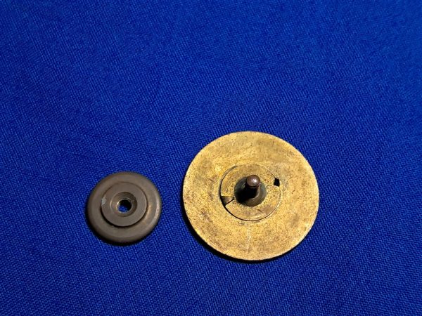 world-war-two-distinct-unit-insignia-dui-early-example-late-1930-era-with-original-back-52nd