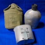 vietnam-war-era-canteen-1962-dated-cup-cover-west-bend-mirro-contracts-last-year-of-aluminum