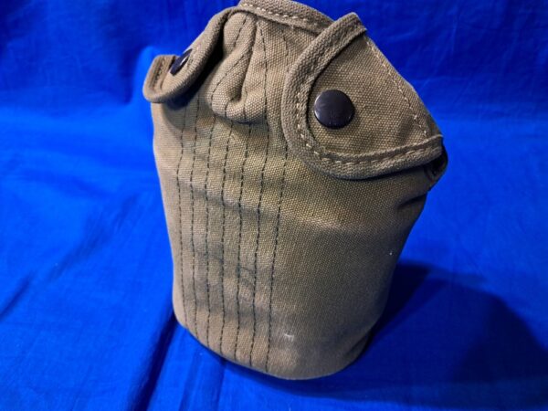 vietnam-war-era-canteen-1962-dated-cup-cover-west-bend-mirro-contracts-last-year-of-aluminum
