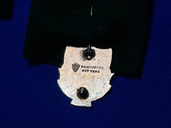 korean-war-era-dui-set-112th-infantry-on-the-original-leadership-tabs-in-green-matched-set