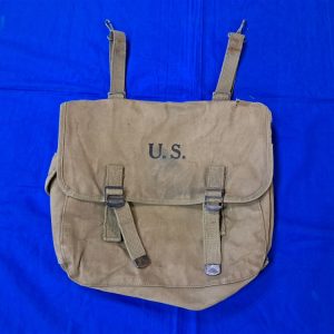 world-war-two-officers-haversack-musette-1942-dated-by-langdon-awning-and-tent-company-small-hole-excellent-early-light-color