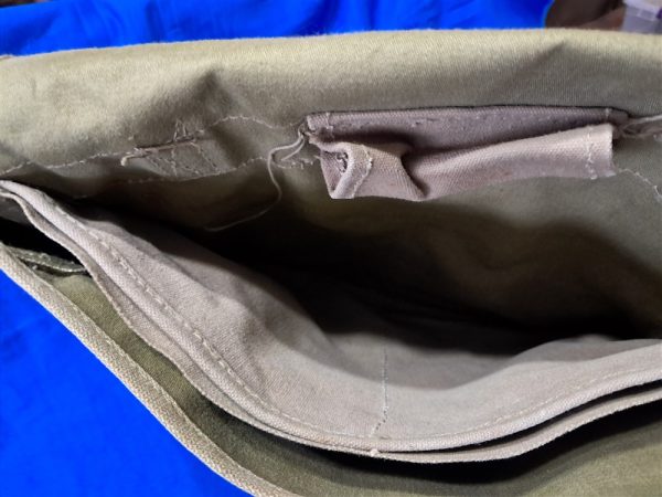 world-war-two-officers-haversack-near-unissued-1942-rubberized-produced-by-atlantic-products