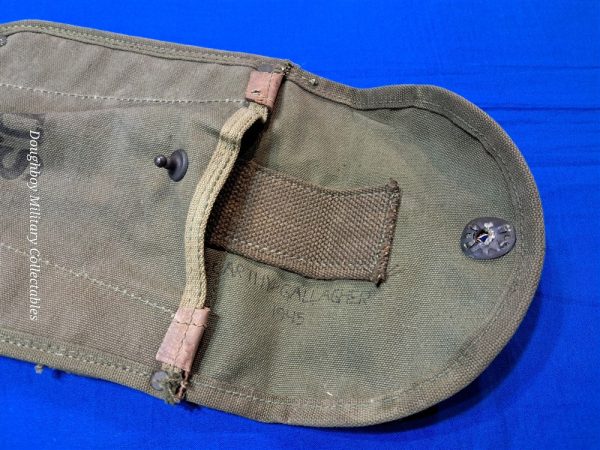 world-war-two-army-marine-corps-shovel-entrenching-tool-folding-type-in-the-oriuginal-carrier-1945-dated-original-paint