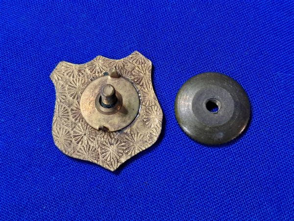 world-war-two-distinct-unit-insignia-dui-early-example-late-1930-era-with-original-back-242nd-coast