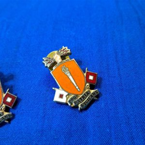 distinctive-unit-identification-set-from-signal-corps-school-excellent-conditon-made-by-polk-late-1950