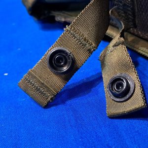 vietnam-war-m-16-magazine-pouch-1969-dated-nylon-with-plastic-snaps-on-side-for-grenade