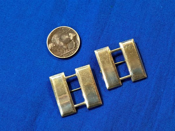world-war-two-sterling-silver-holow-back-captain-bars-with-early-pin-back-no-maker-mark